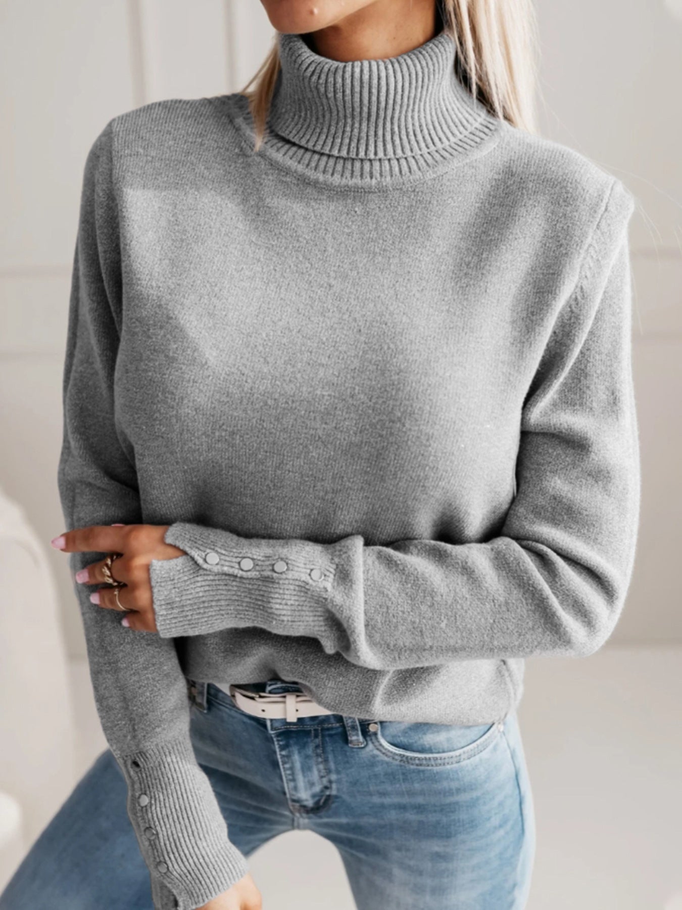 Pull Minimaliste à Col Haut